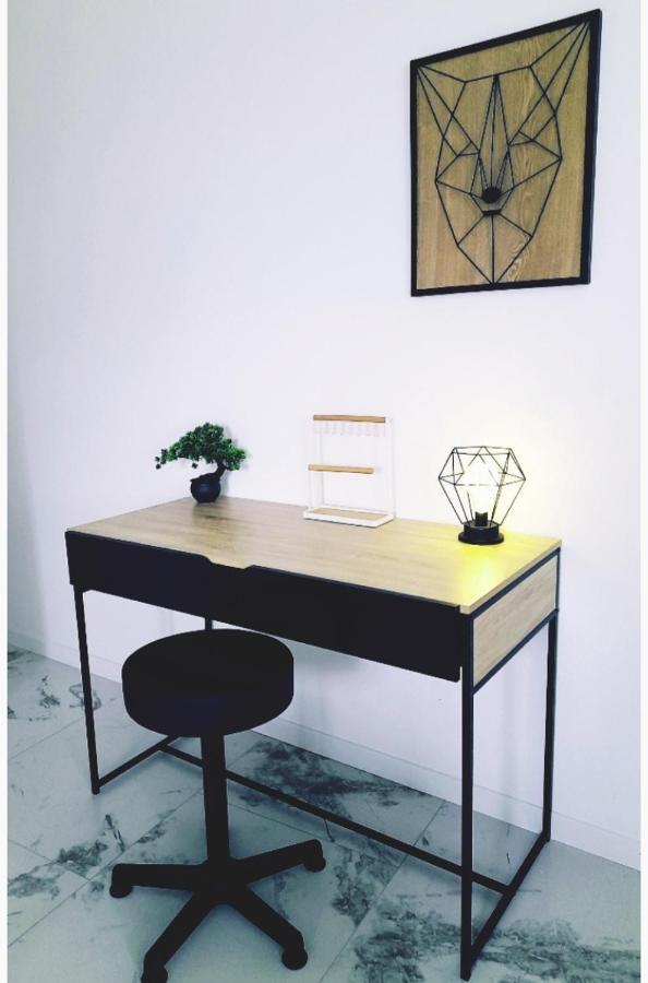 Appartement Le Moderne Ideal Pour Couples Et Professionnels Ornans Esterno foto
