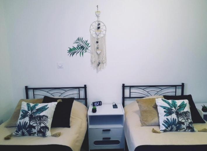 Appartement Le Moderne Ideal Pour Couples Et Professionnels Ornans Esterno foto