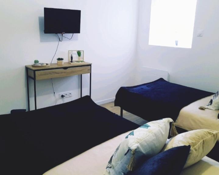 Appartement Le Moderne Ideal Pour Couples Et Professionnels Ornans Esterno foto