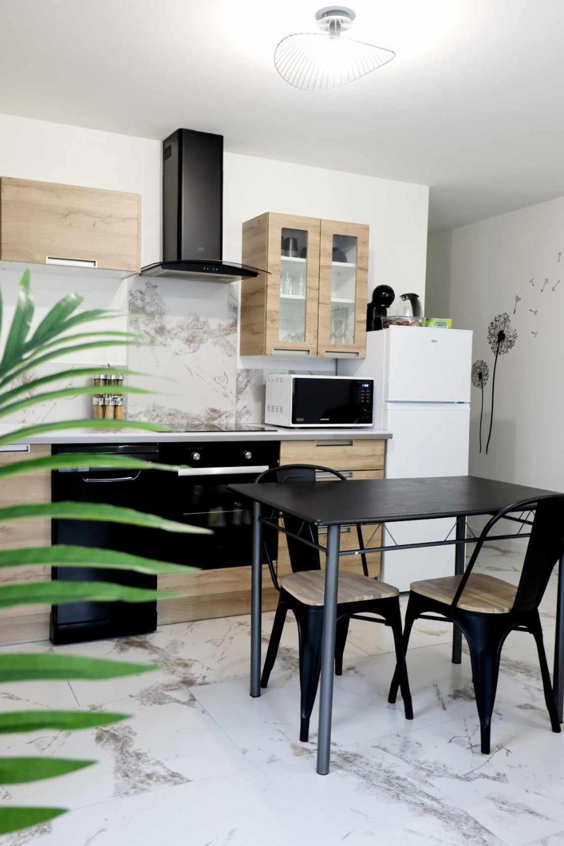 Appartement Le Moderne Ideal Pour Couples Et Professionnels Ornans Esterno foto